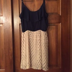 NWT Pleated Bow Dress